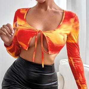 Never Worn SXY Tie Dye Knot Front Crop Top Women’s Long Sleeve Size Medium NWT